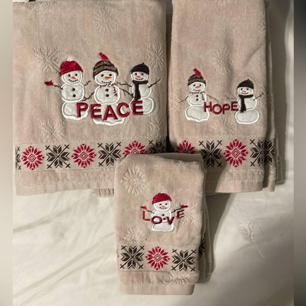 Christmas holiday towels